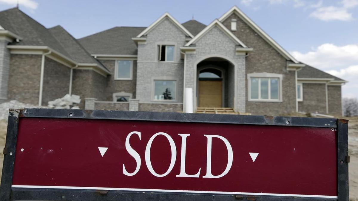 
Have you (or someone you know) bought your first home in the last two years? Are there things you wish you had known about before you started shopping for your home? What would you do differently now that you’ve been living in the house for a while? We’d like to hear from you for a story.

