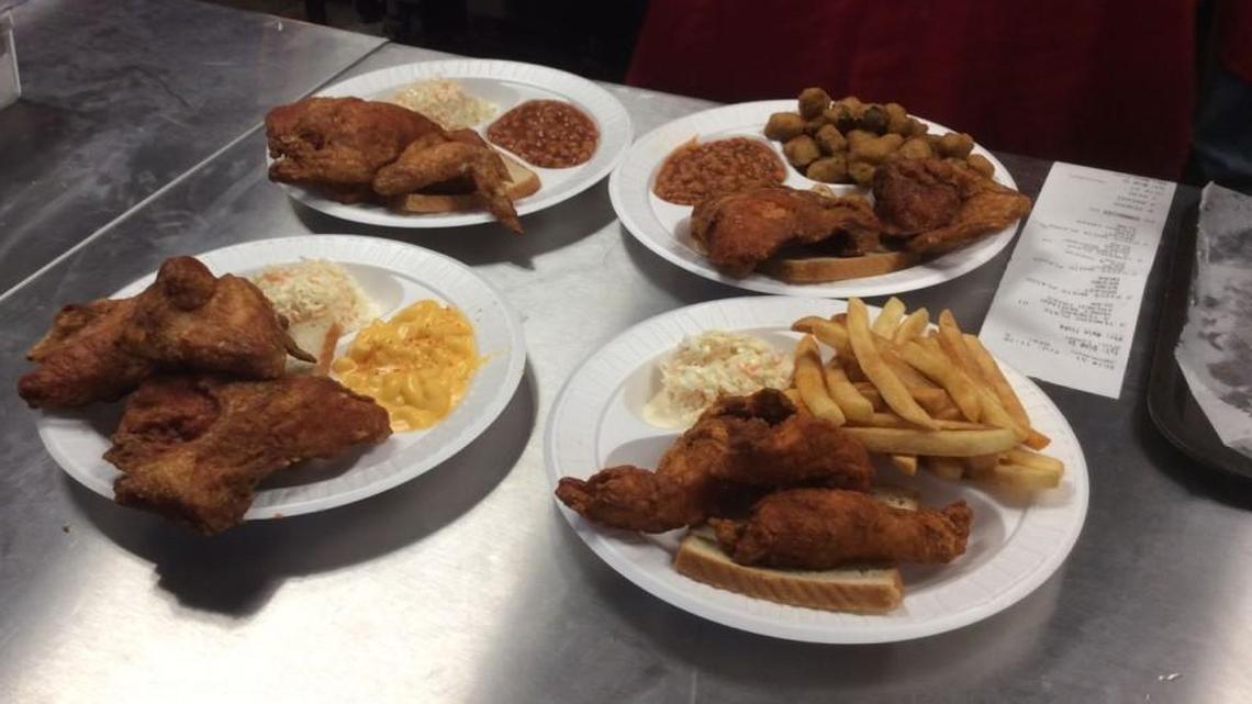 Gus’s sides include baked beans, slaw and fried okra.