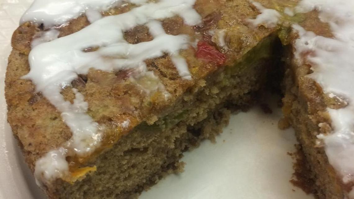 
Chef Jasper’s Heirloom Tomato, Fig & Olive Oil Cake
