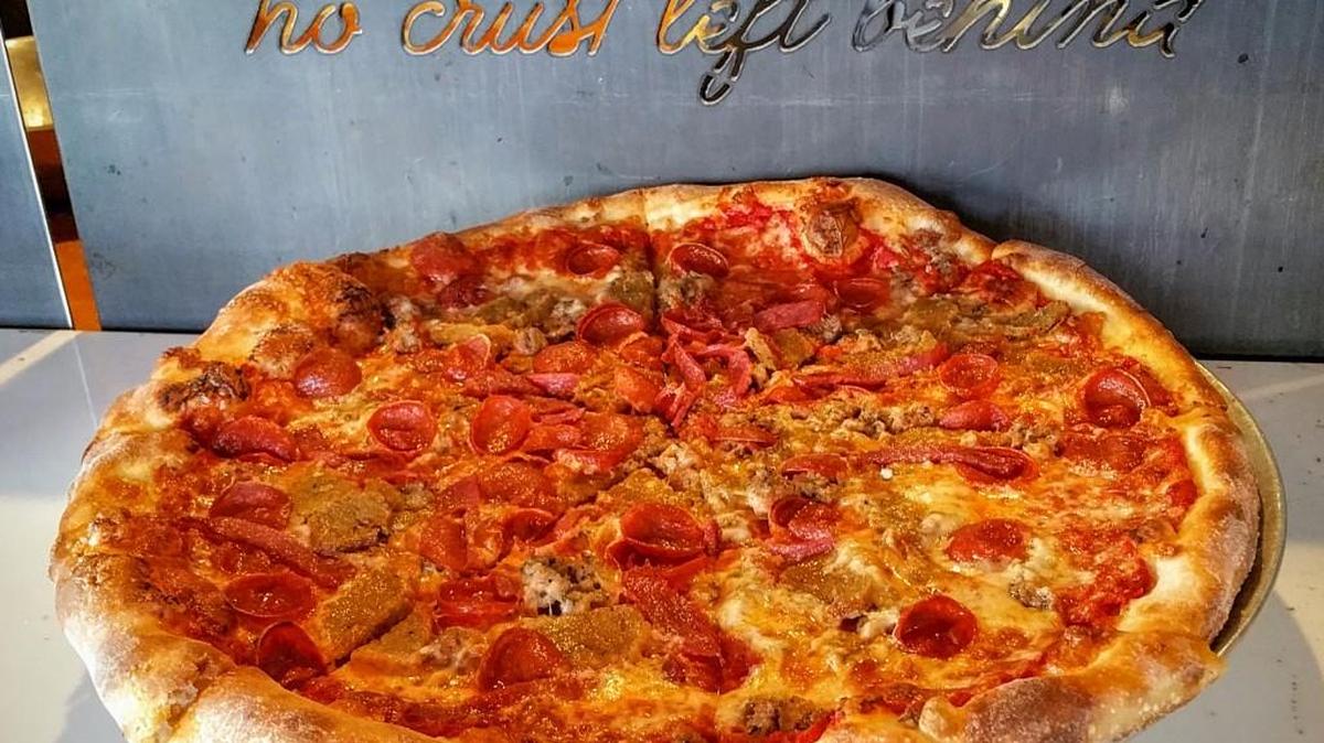 The Federal Hill Pizza at Providence Pizza in Grandview