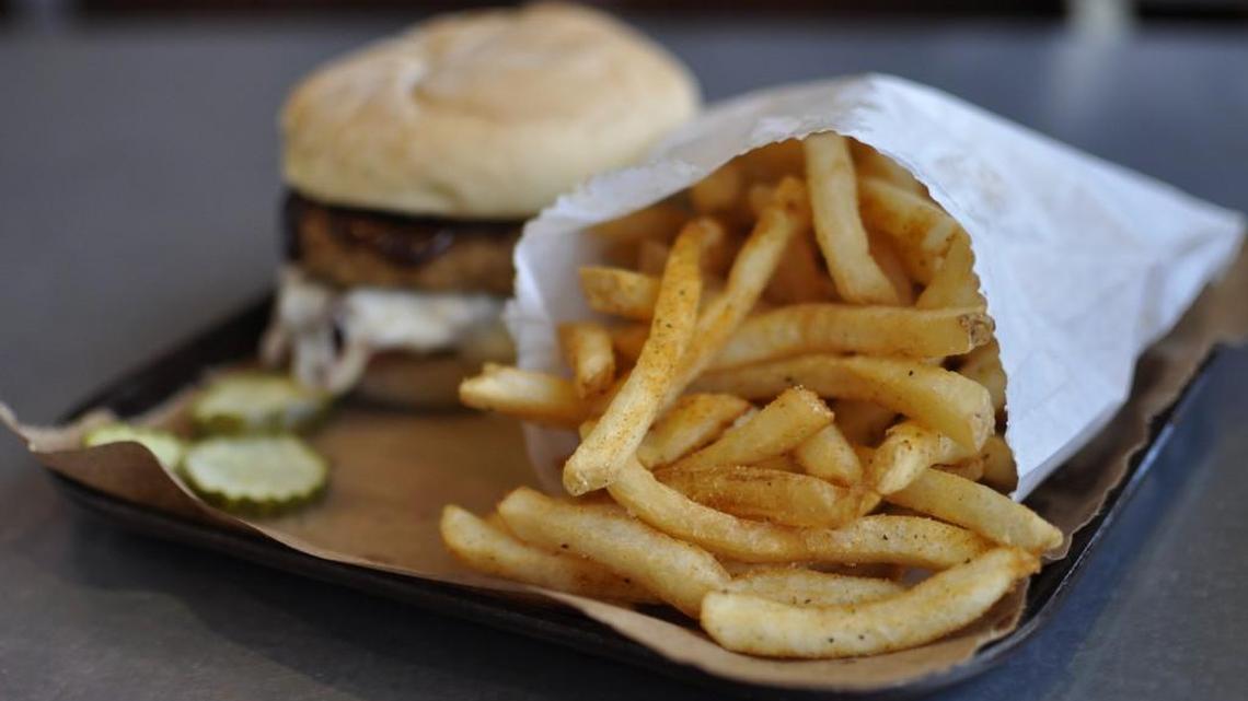 Who has the Kansas City area’s best french fries? Vote for your top 4