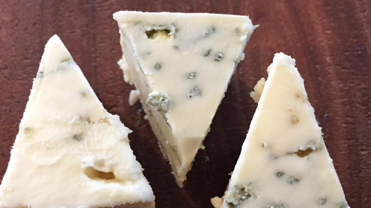 Great Hill Blue has the clean, salty, piquant and tangy flavor of a classic American blue cheese.