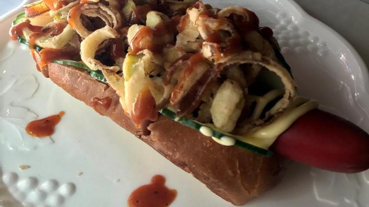 The Copenhagen Street Dog at Krokstrom Klubb & Market is available for lunch.