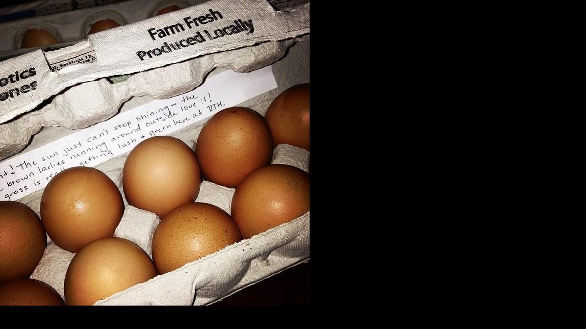 
Egg yolk, not cream, is the key to making the creamy sauce for Spaghetti alla Carbonara. 
