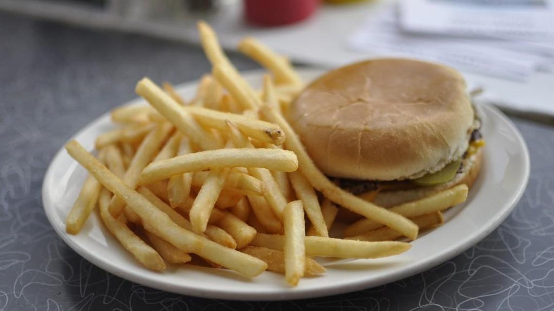 Kansas City’s Town Topic, famous for burgers and fries, dominated the Diner-style category in Round 1 of our March Madness-style french fry tournament.