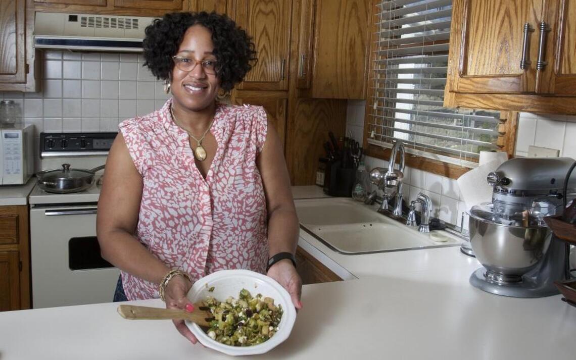KC mom and nutritional expert Leah Solomon strives for a colorful dinner plate