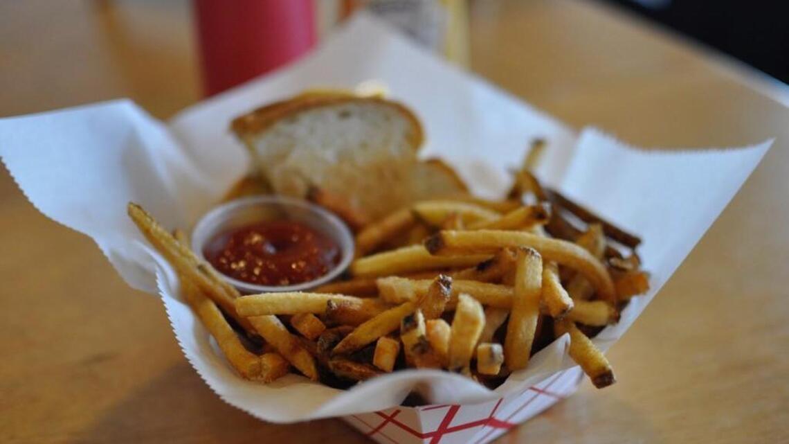 Town Topic closes JoCo restaurant. But another favorite burger stand will replace it