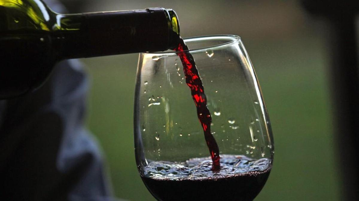 Decant ICT, a wine-tasting event by the Wichita chapter of the American Institute of Wine and Food, returns on June 4. Tickets must be purchased by June 1.