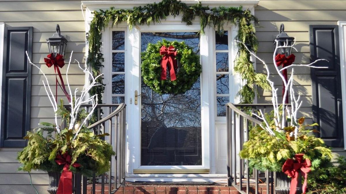 A front door display using greenery from garden and lawn.