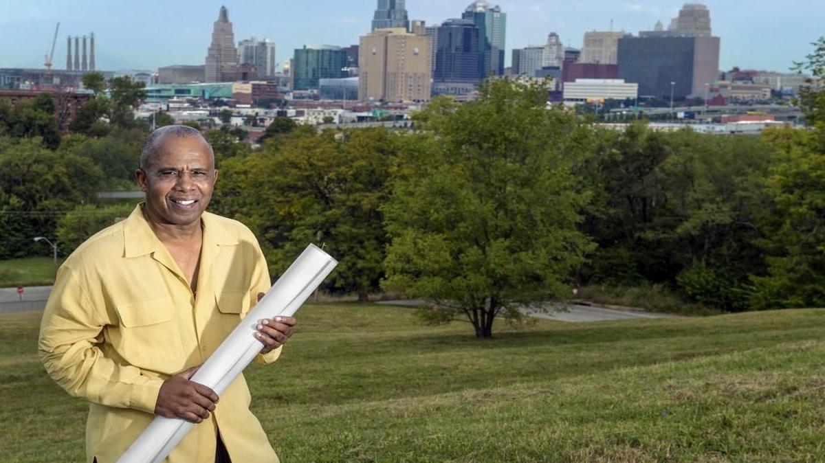 
Vewiser Dixon has plans for Kansas City. He wants to help develop residential, retail and professional space south of the 18th & Vine Historic Jazz District, including technology training and entrepreneurial support..
