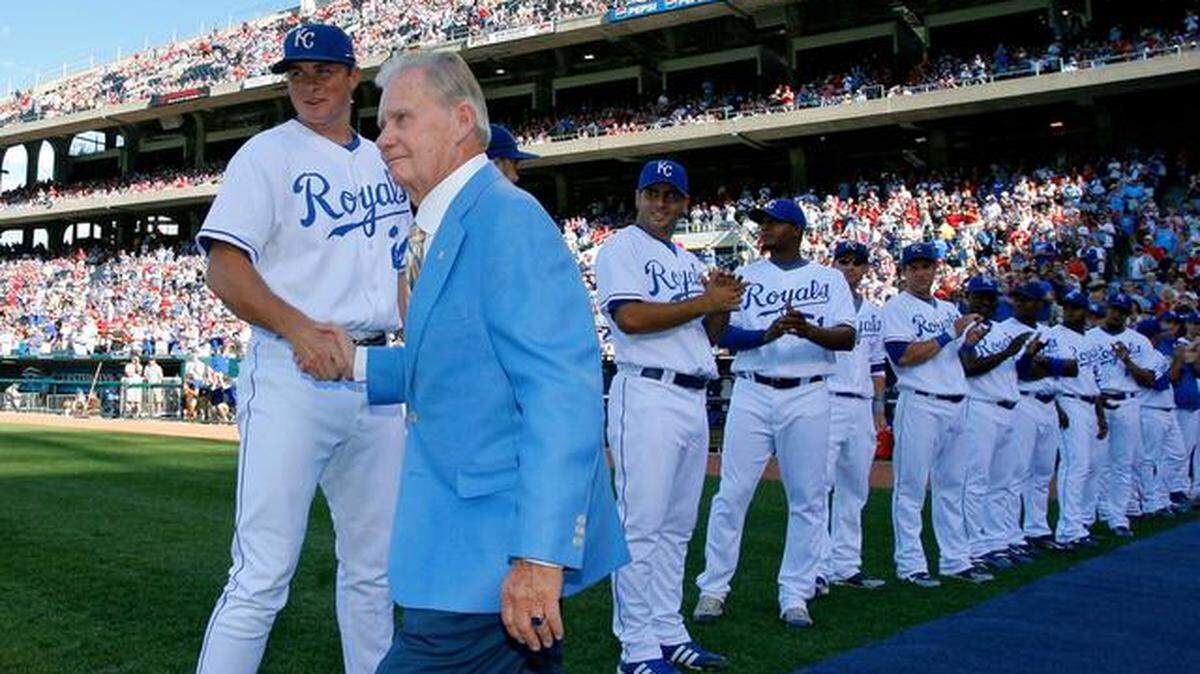 Art Stewart was honored during his Royals Hall of Fame induction ceremony before the club’s June 28, 2008 game at Kauffman Stadium against the St. Louis Cardinals.