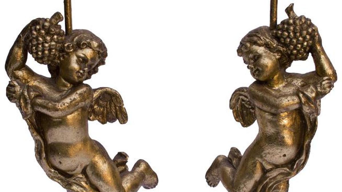 These candlesticks were once owned by Marla Maples, the second of Trump’s three wives, and sat on the dinner table in the former couple’s residence at Trump Tower.