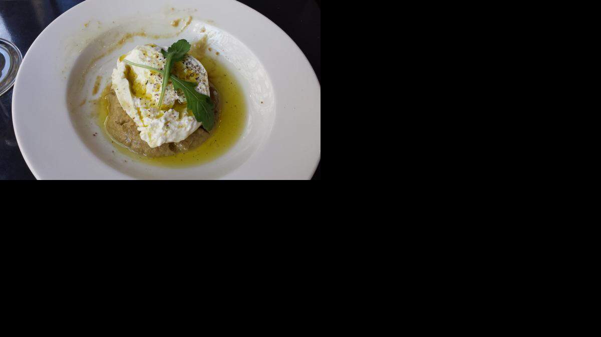 Burrata is the sexy sister of whole mozzerella.