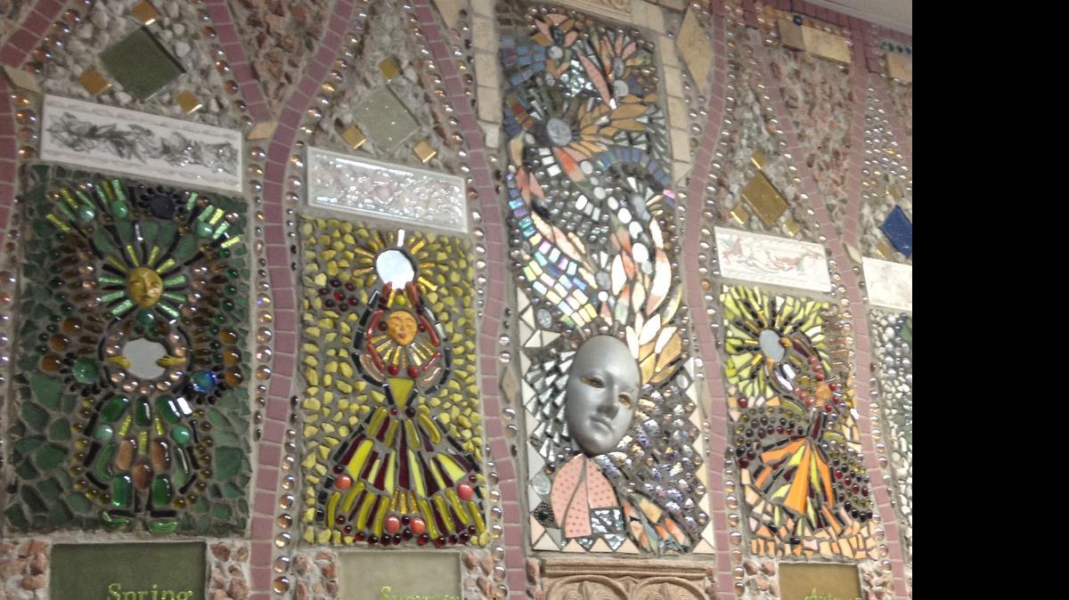 
The artwork in the ladies’ room pays homage to the four seasons.
