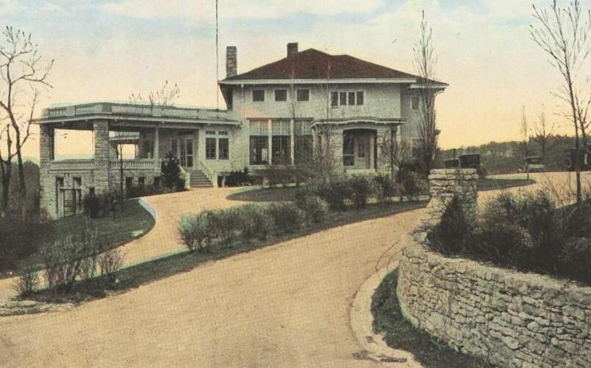 J.C. Nichols built the old Mission Hills Country Club golf course in Kansas but kept the clubhouse on the Missouri side for the liquor. The building is now the Carriage Club.