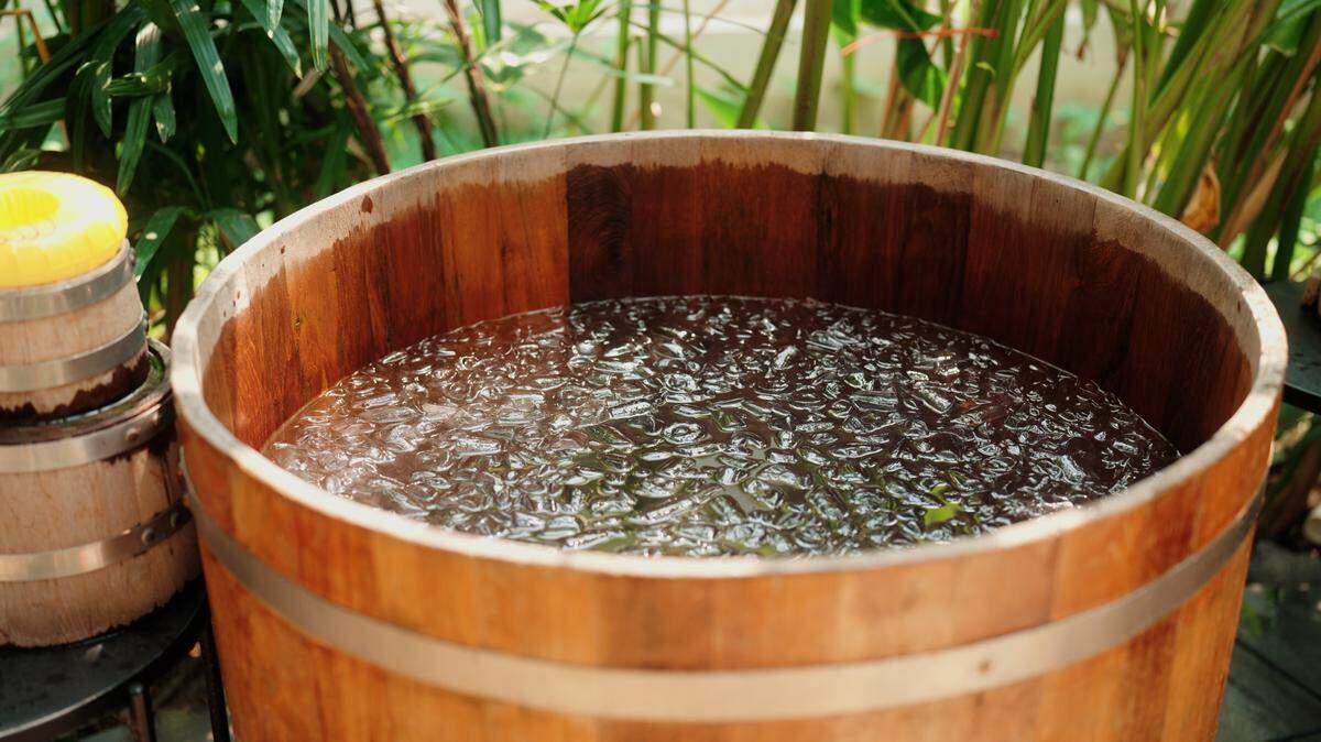 Cold plunge therapy isn’t one-size-fits-all. Here’s how to approach it safely and realistically.