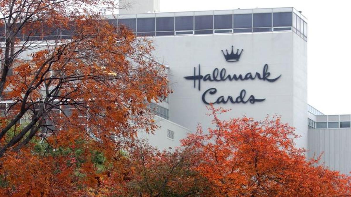 Hallmark, headquartered in Kansas City, has completed the privatization of Crown Media Holdings Inc.