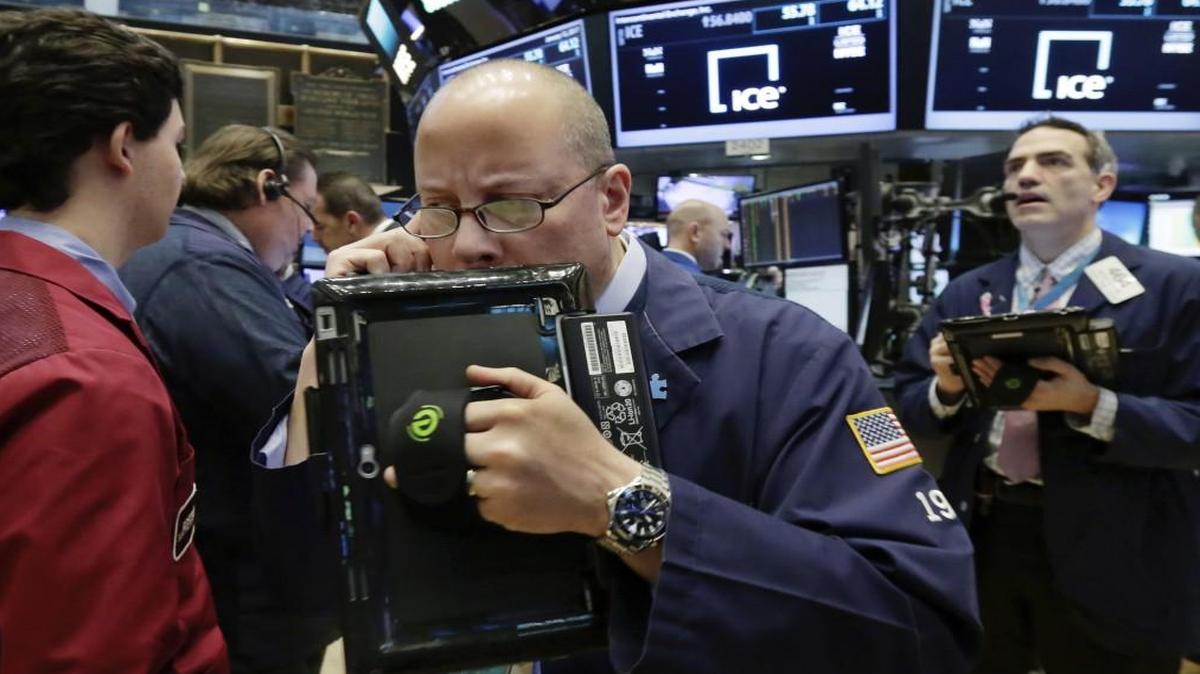 Trader Jeffrey Vazquez (center) was busy on the floor of the New York Stock Exchange on Thursday, but on Monday markets will be closed for the Martin Luther King Jr. Day holiday.