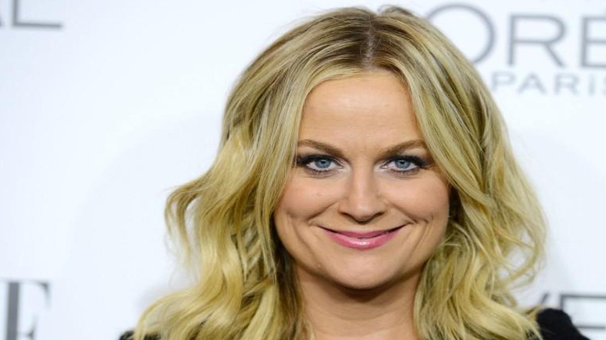 “Saturday Night Live” and “Parks and Recreation” alum Amy Poehler will co-produce and narrate “The Gentle Art of Swedish Death Cleaning,” a reality series being filmed in Kansas City. The producers of Netflix’s “Queer Eye” are also involved. The Kansas City Public Library is giving away free copies of the book that inspired the cleaning craze.