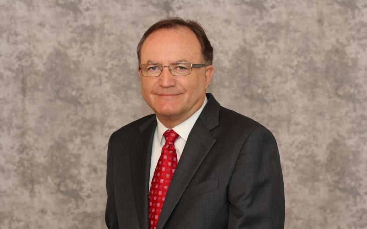 YRC Worldwide’s financial performance fell short last year, leading to a sizable drop in CEO James Welch’s compensation.