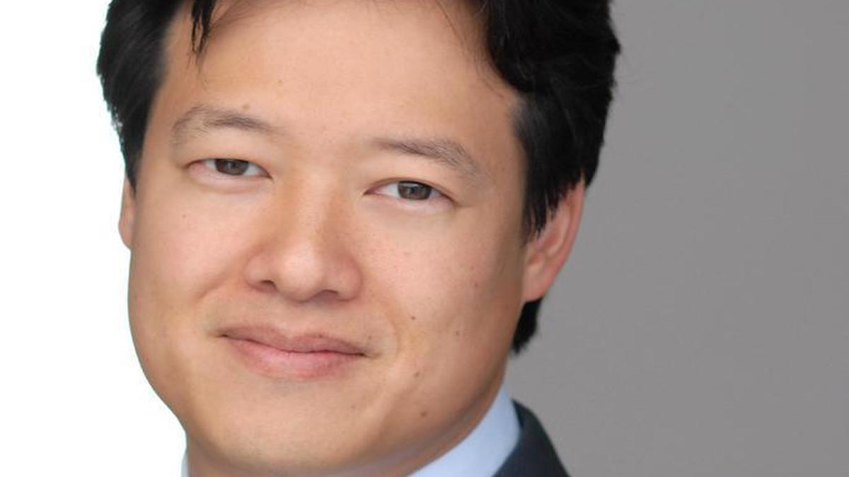Victor W. Hwang will be the new vice president of entrepreneurship at the Ewing Marion Kauffman Foundation in Kansas City.
