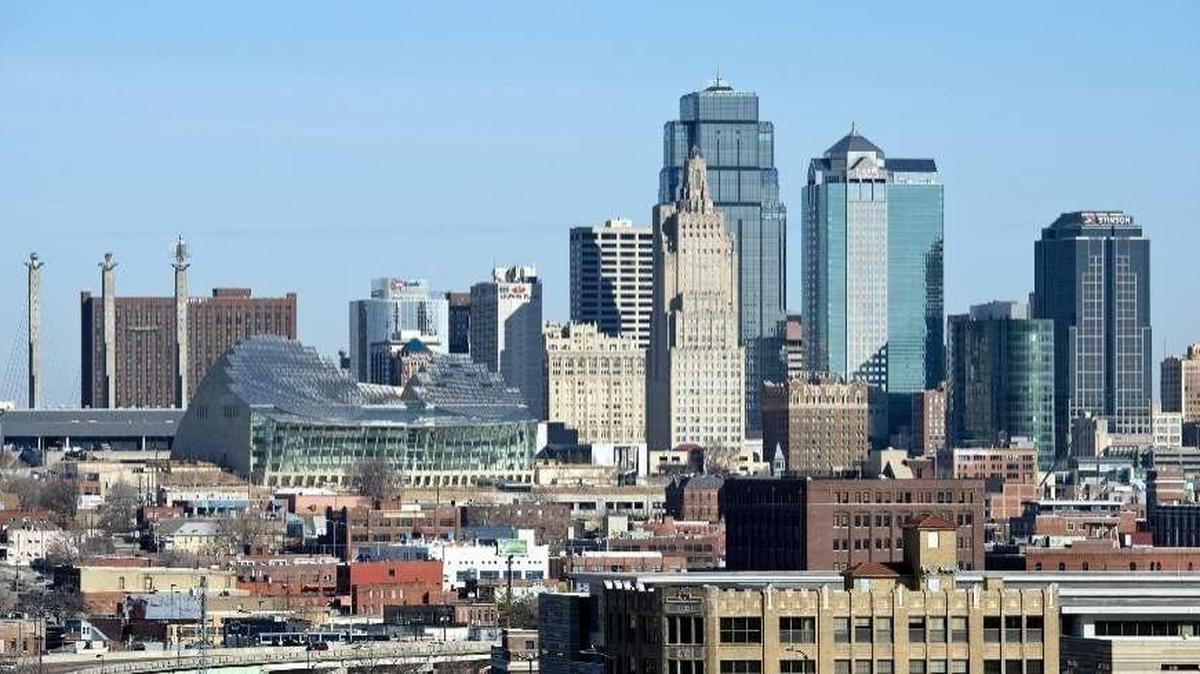 Despite relatively slow job creation by Kansas City area employers, the metropolitan area’s unemployment rate slipped lower in October from September.