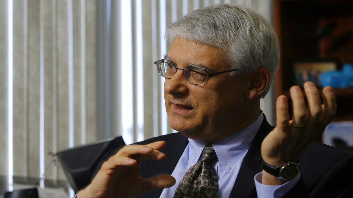 
“This is sort of ending one chapter and starting another,” said Robert Regnier, chairman and chief executive of Blue Valley Ban Corp., the parent company of the Bank of Blue Valley. 
