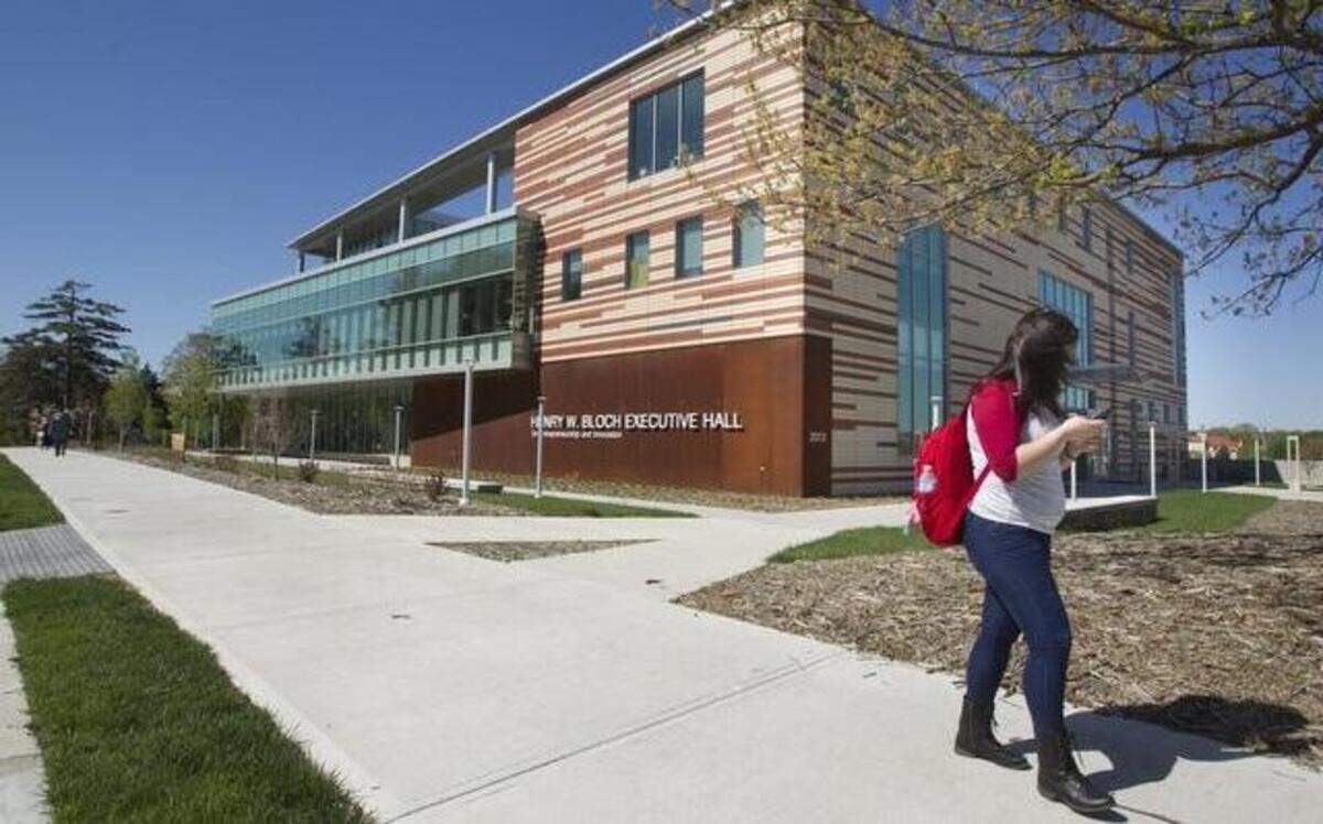 
The Henry W. Bloch School of Management at the University of Missouri-Kansas City is the home of a new entrepreneurial hall of fame.
