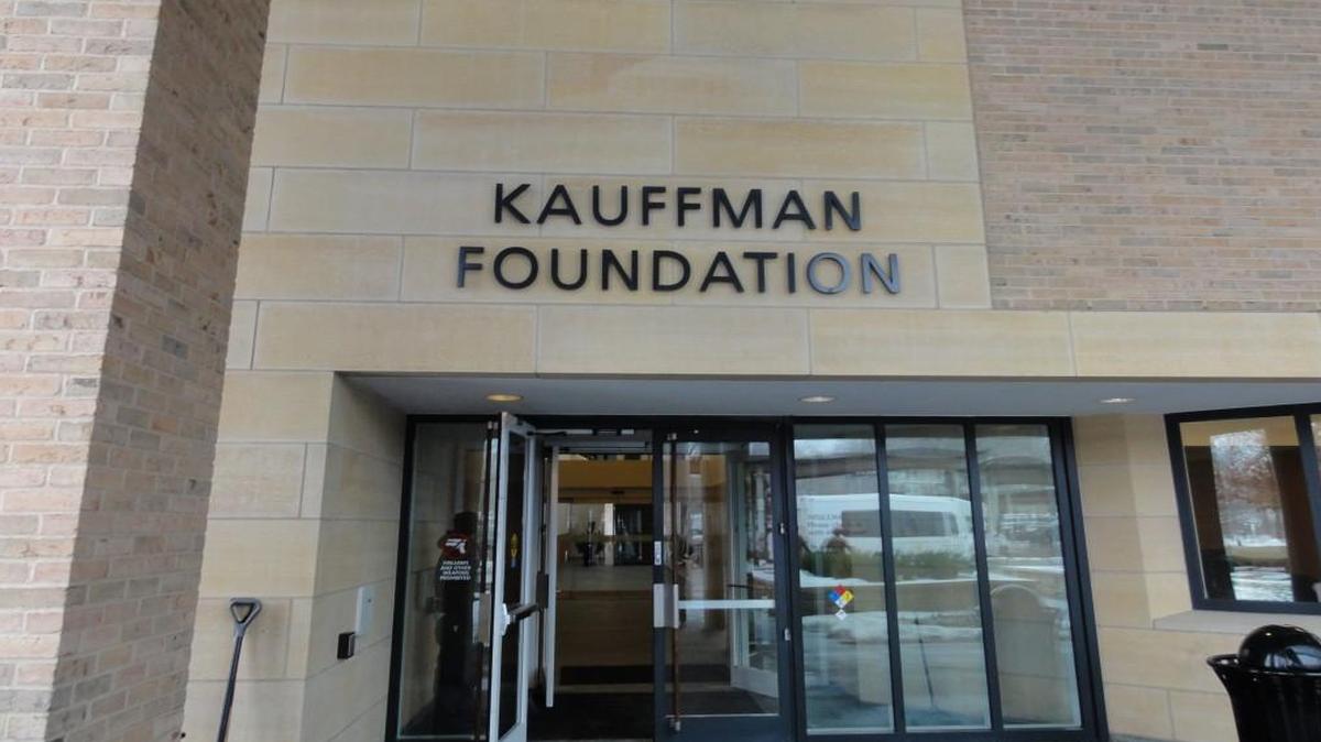 Eight Kansas City area “venture accelerators” will share in $840,000 worth of grants from the Kauffman Foundation’s KC Accelerator Challenge.