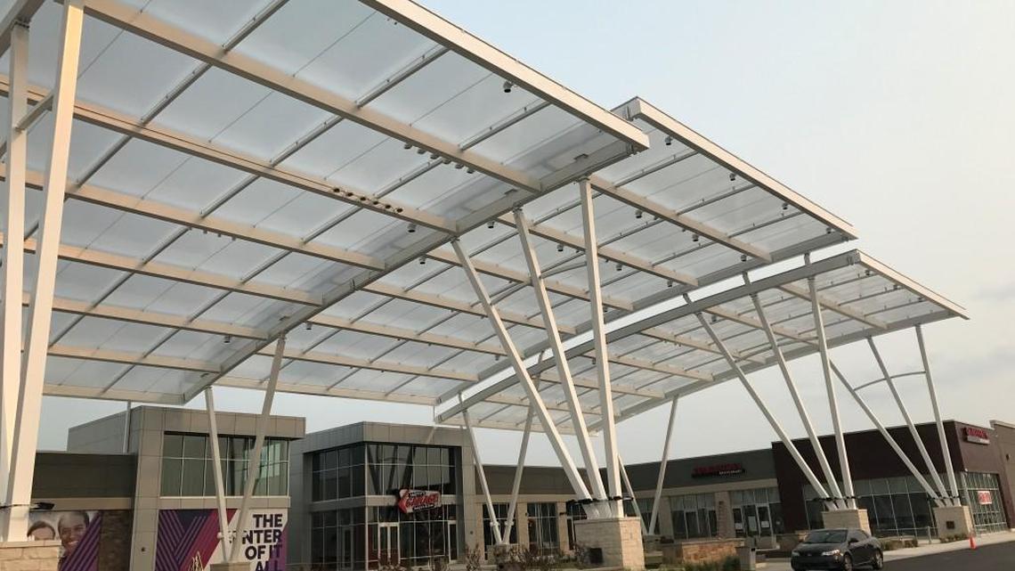 Three restaurants are scheduled to open in October in the $16 million Restaurant Pavilion at Ward Parkway.