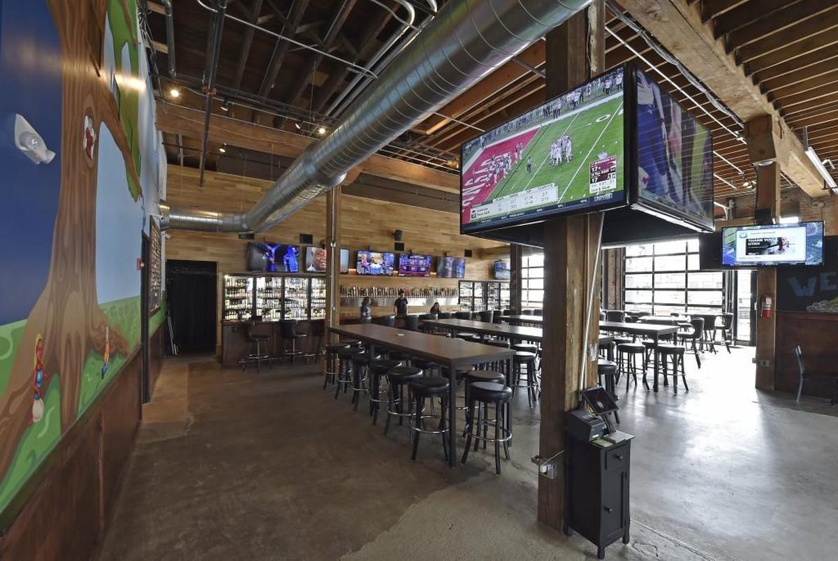 International Tap House made our top picks for both trivia nights and dog-friendly hangs.