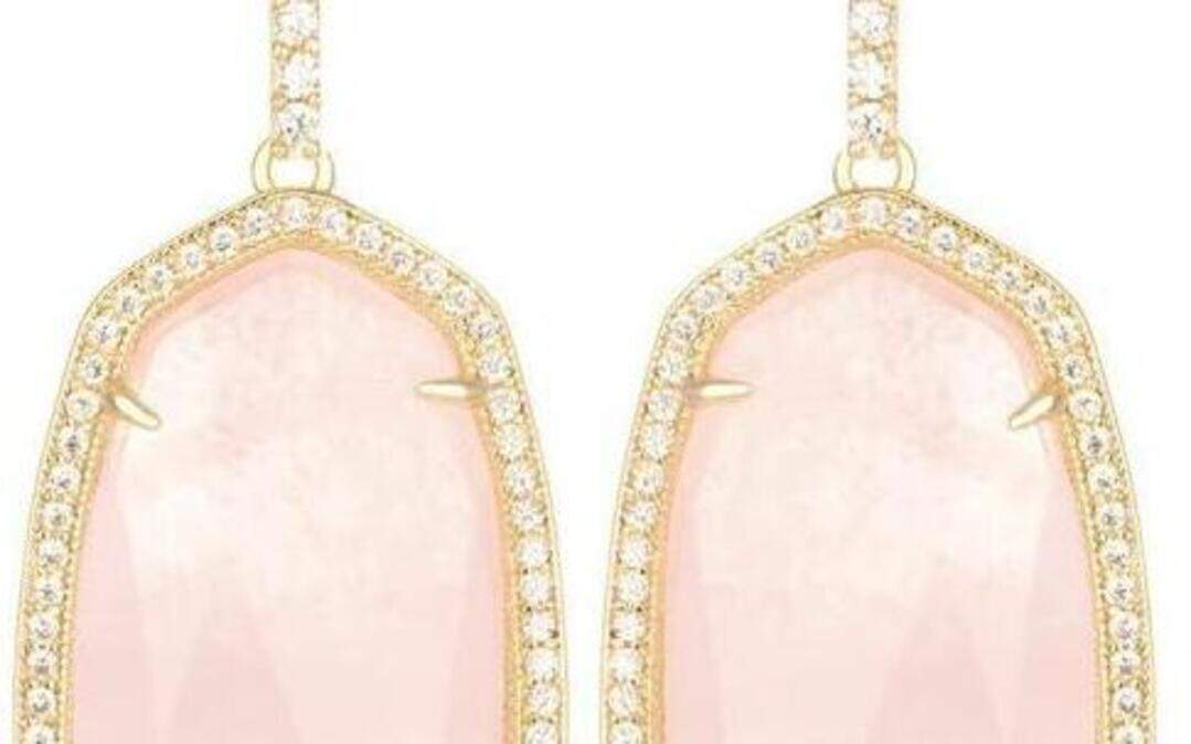 
Kendra Scott’s rose quartz earrings.
