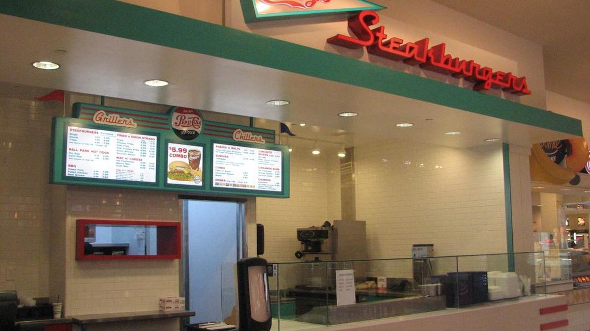 
Casey’s Steakburgers has opened in a space that formerly housed New York Dawg Pound and Ingredient in the food court of the Oak Park Mall, 95th street and Quivira Road.
