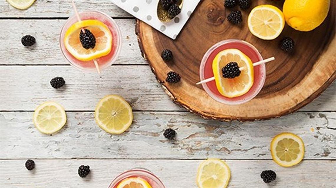 Houlihan’s Throwin’ Shade cocktail “sun and moon” garnish for $5 Monday.