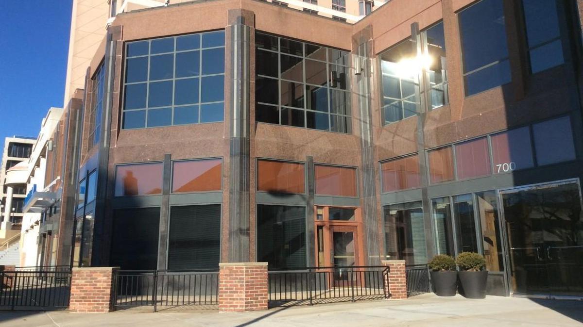 Eddie V’s Prime Seafood will take the former Ruth’s Chris Steak House space at 700 W. 47th St., Suite 115.