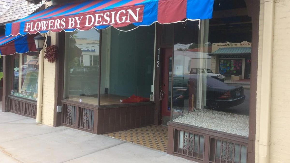Simple Science Juices plans a July opening at 112 W. 63rd St. in the former home of Flowers by Design.