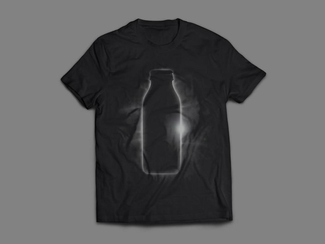 The Shatto eclipse Anvil 980 T-shirt costs $12.99.