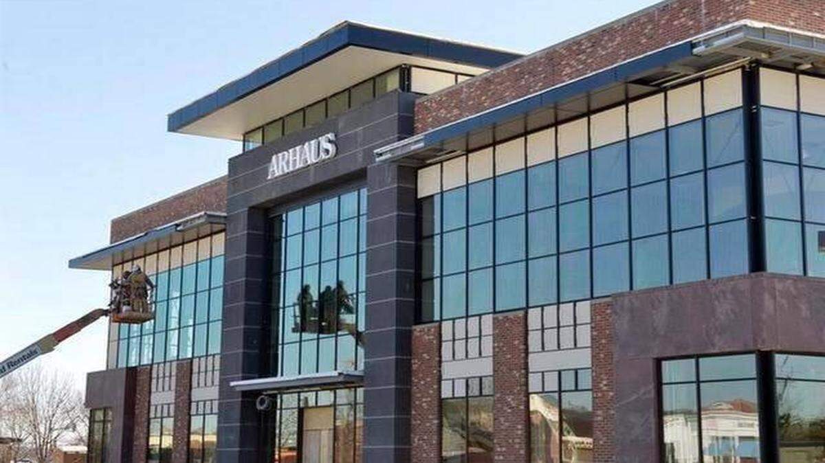
Arhaus is under construction in Town Center Plaza.
