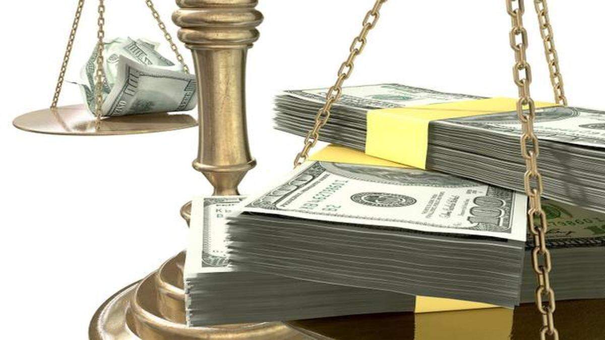 
Last year, the median net worth of upper-income families reached $639,400, nearly seven times as much as those in the middle and nearly 70 times the level of those at the bottom of the income ladder, a Pew Research Center report said.
