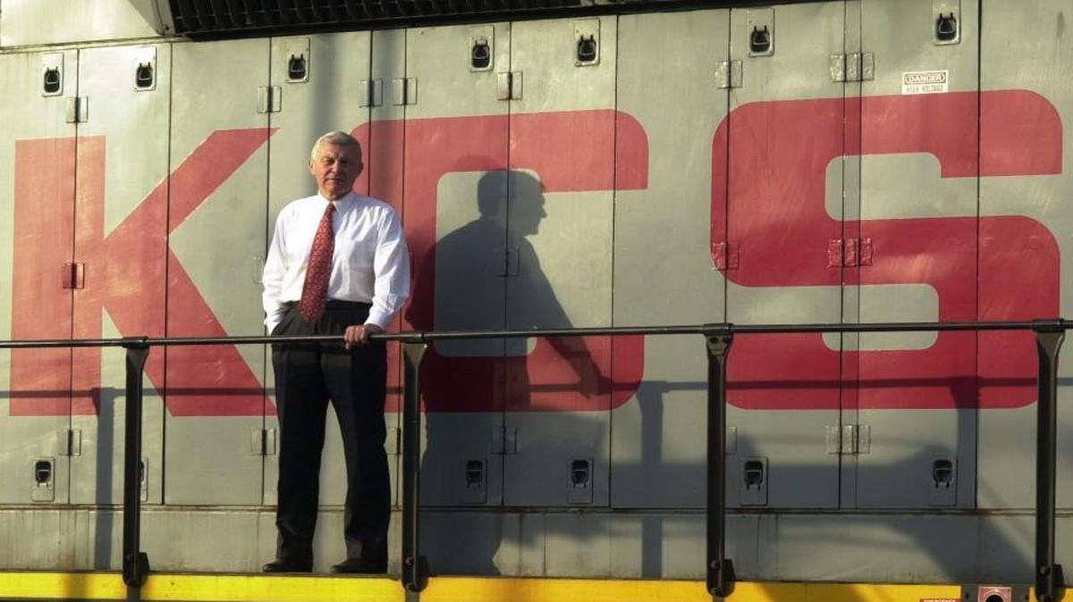 Landon Rowland, who led the expansion of Kansas City Southern Railway and was instrumental in establishing the Health Care Foundation of Greater Kansas City, died Monday after a long illness. He was 78.