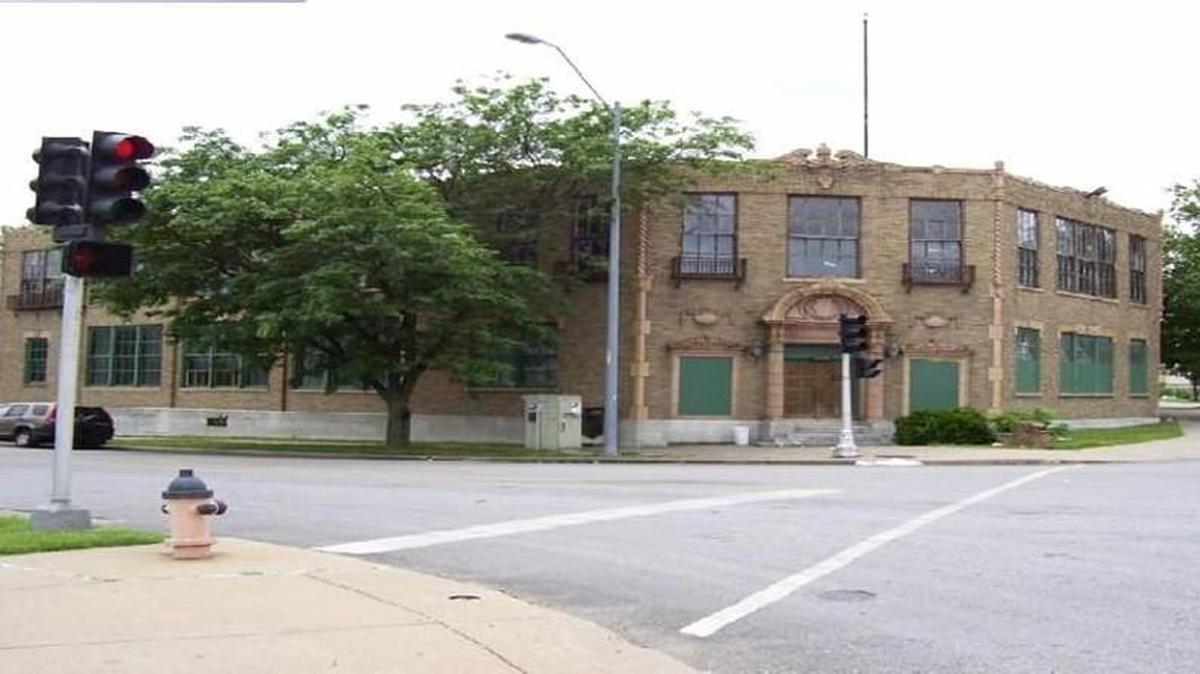 A vacant building at 3200 Gillham, sold by the Kansas City Land Bank, will be renovated.