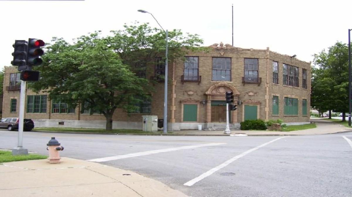 An historic building on Linwood Boulevard near Gillham Road is one of the few re-usable commercial properties offered for sale through Kansas City’s Land Bank, which owns houses, lots and buildings that have been abandoned or didn’t attract buyers in foreclosure sales.
