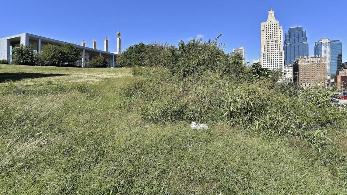 Developers had hoped to begin construction of an 800-room Hyatt convention hotel on the block at Truman Road and Wyandotte Street last May. But the project has been delayed by difficulties obtaining financing and gaining clear title to the site. Now, some city officials say that delay has threatened the future of the project.