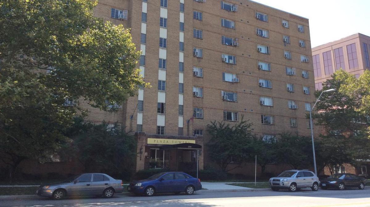 
The Plaza Towers apartments at 209 Emanuel Cleaver II Blvd., just east of the Country Club Plaza, have been sold for $5.2 million to Chicago investors who intend to begin a major remodeling.
