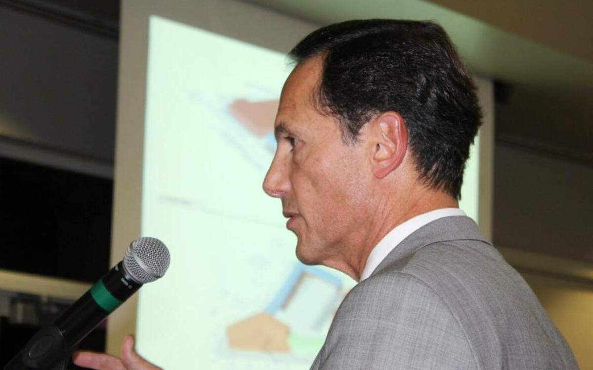 Cameron Group principal Tom Valenti, the developer of Mission Gateway, addressed the Mission City Council last year.
