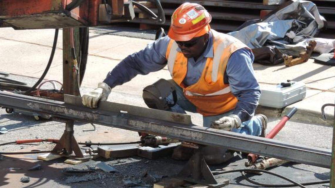 
An app and loyalty program will promote retailers as open for business while construction continues on Kansas City’s downtown streetcar.
