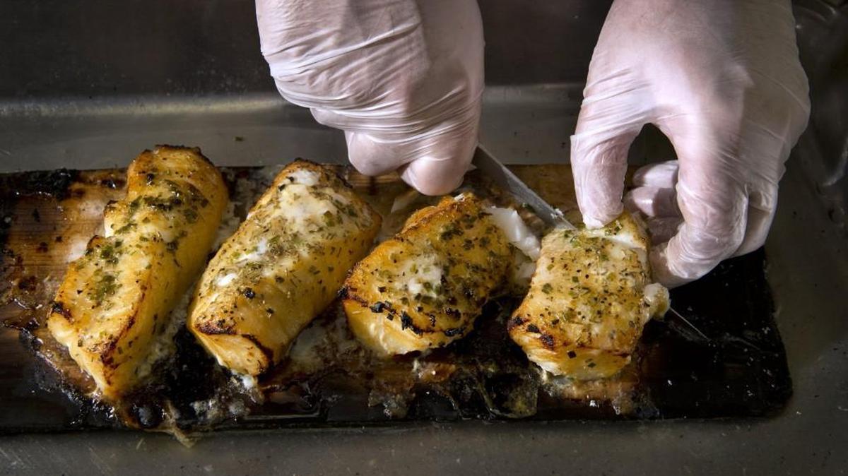 A food preparation kitchen for Kansas City area Hy-Vee stores is part of a development plan for a south Kansas City industrial park.