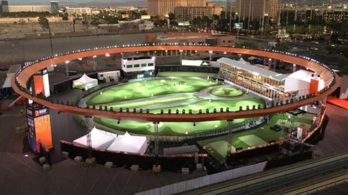 A temporary and traveling golf putting stadium was designed by Kansas City-based Populous for the first Major Series of Putting underway now in Las Vegas.