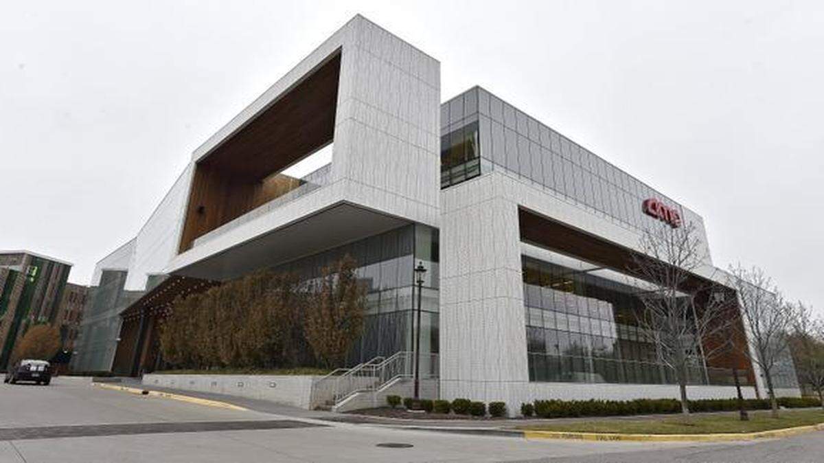 
A federal judge in Atlanta wrote in a decision issued on Friday that Cobb Theatres had presented sufficient evidence to move forward its claims of potential antitrust violations against Leawood-based AMC, according to an account in the Hollywood Reporter.
