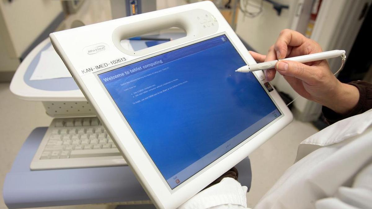 
As doctors offices, clinics and hospitals digitize their records, inefficiency lingers when physicians try to share such records with other caregivers using different health information exchanges.


